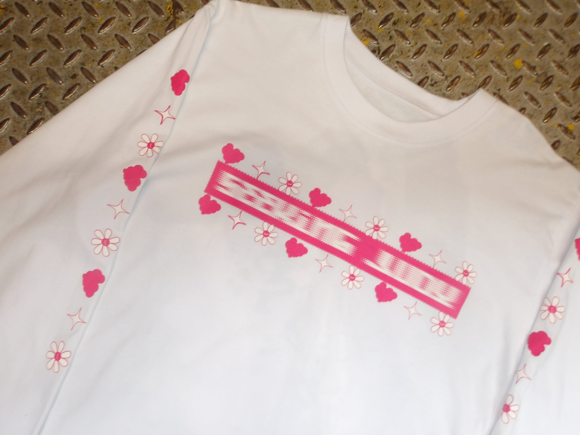 'Speed Run' Long Sleeve T-shirt in Organic Cotton White
