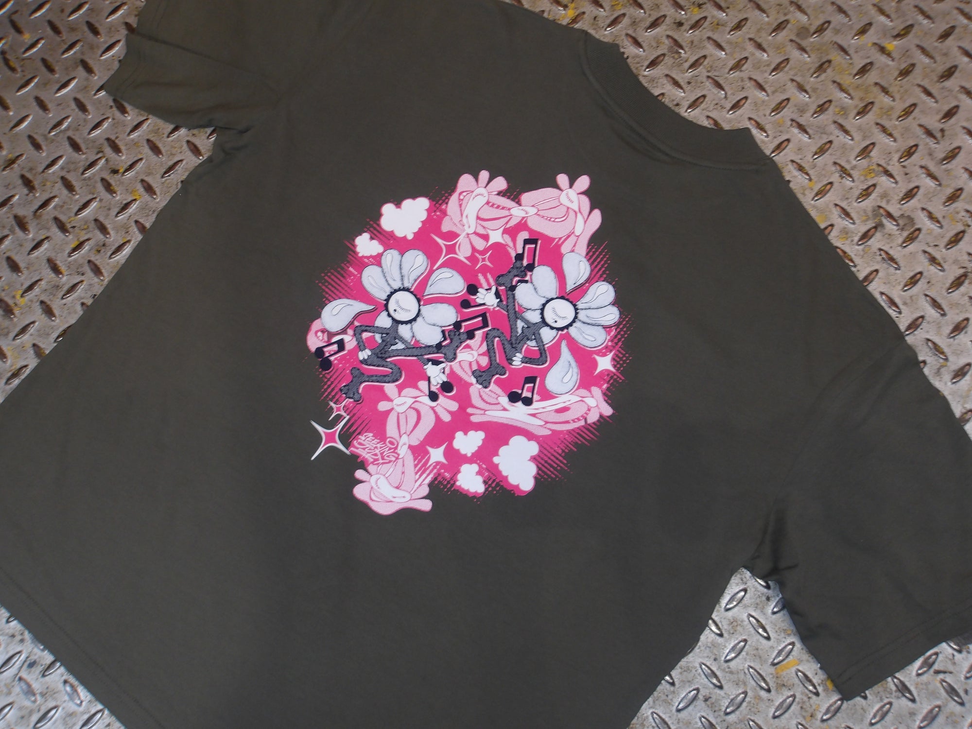 'Speed Run' Khaki T-shirt