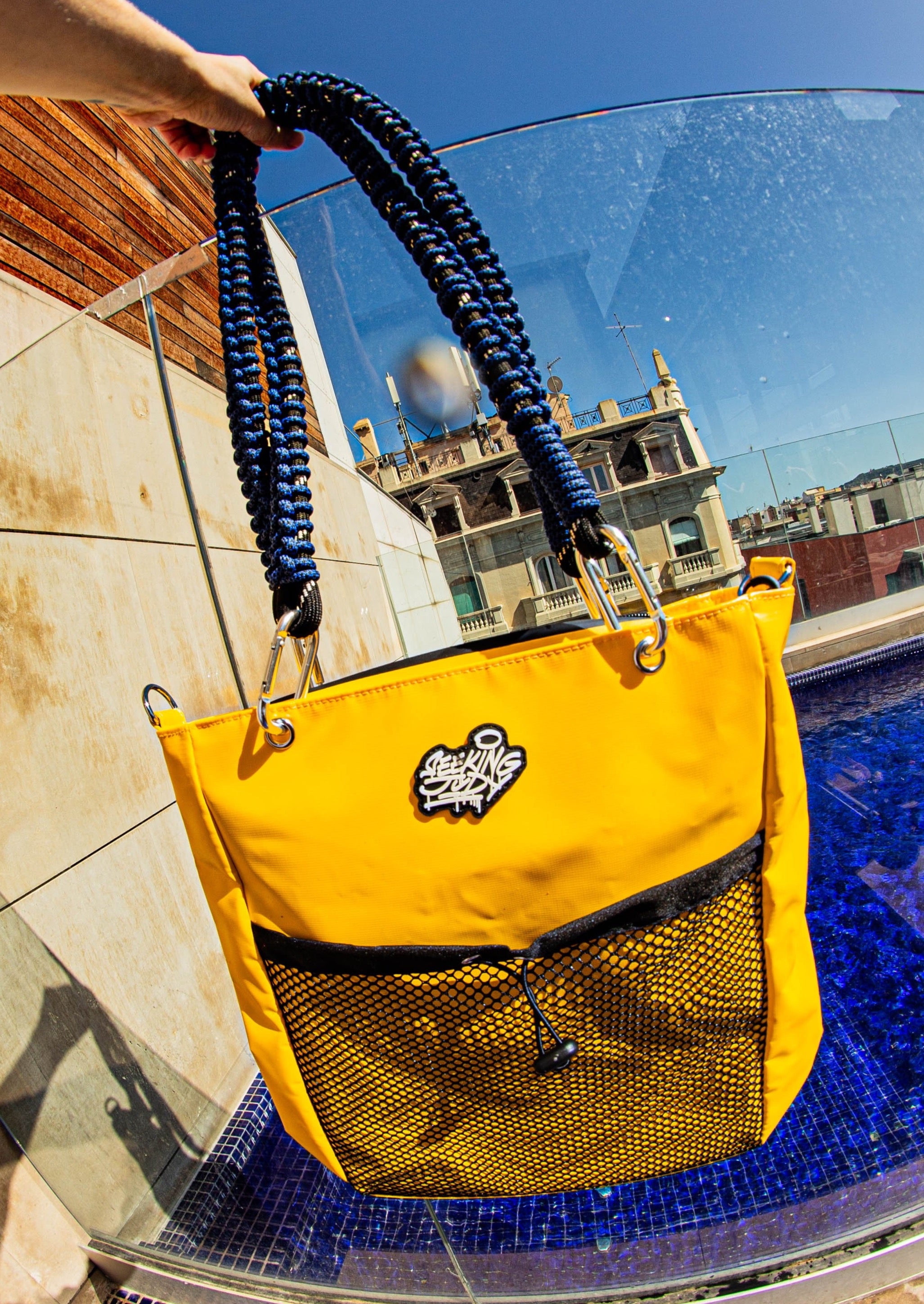 Waterproof tote yellow Seeking Judy