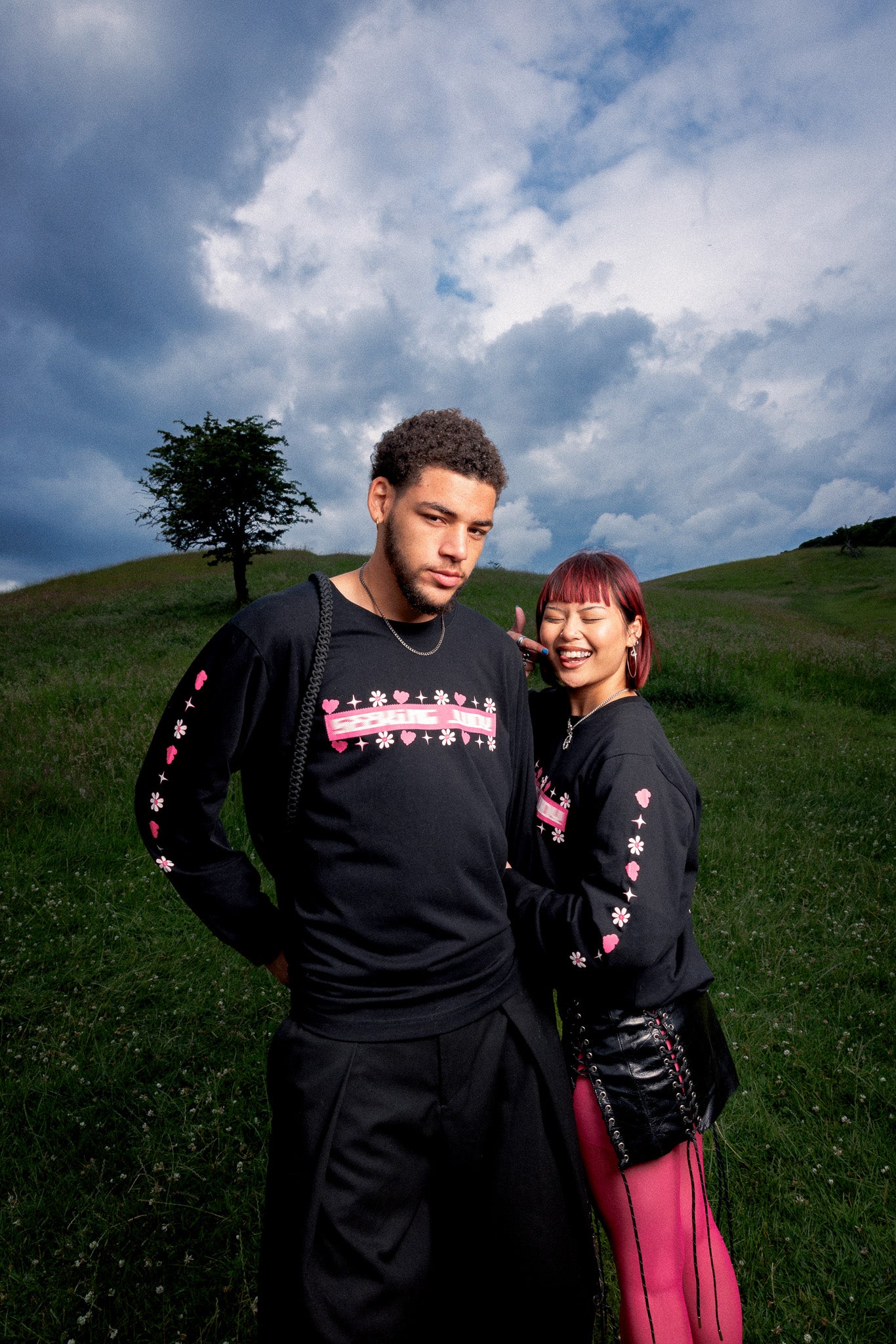 'Speed Run' Long Sleeve T-shirt in Organic Cotton Black
