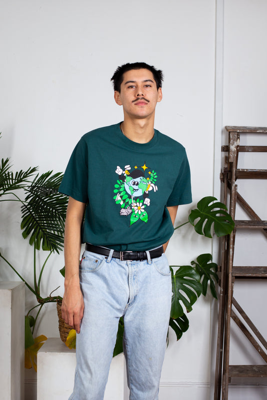 'Dancing Earth' Forest Green T-shirt